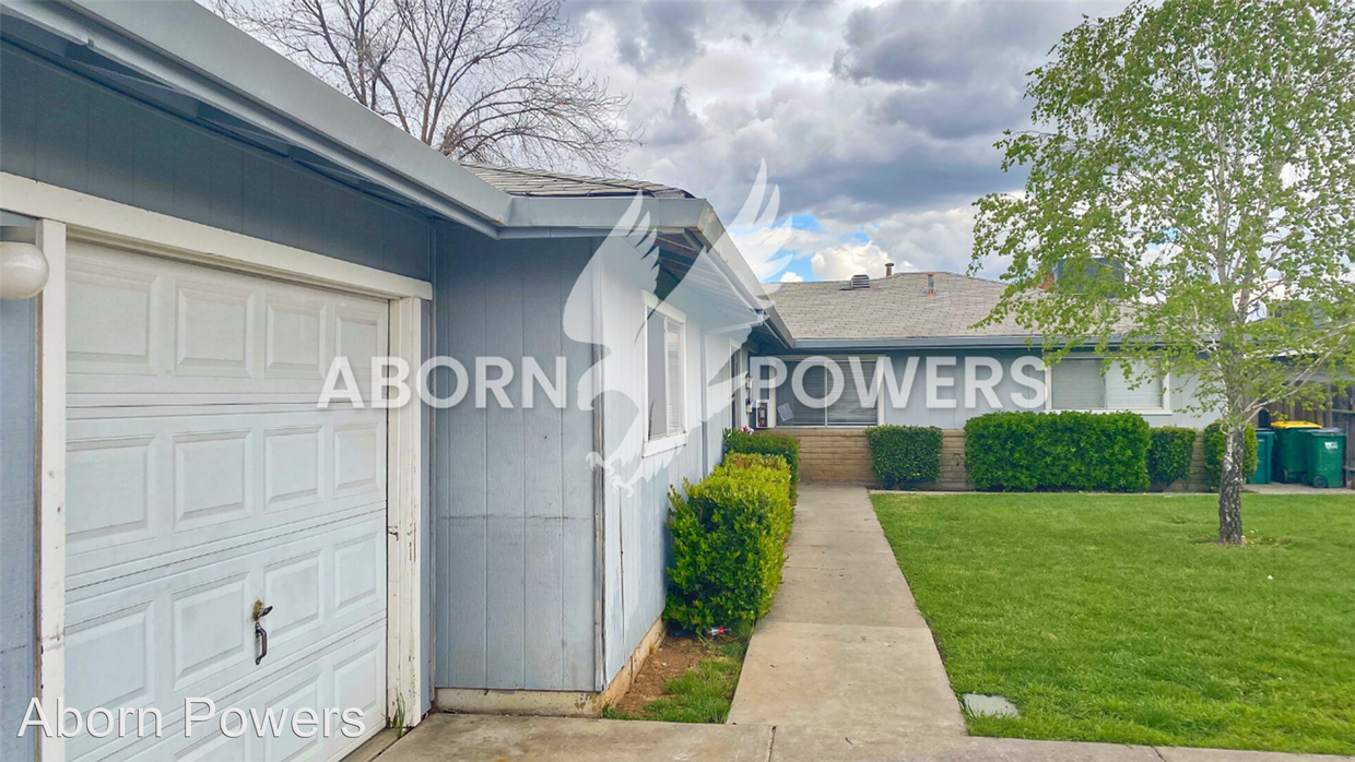 8924 N El Dorado St, Stockton, CA 95210 Room for Rent in Stockton, CA