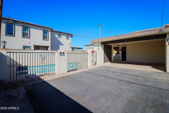 Foto del edificio - 2940 N 38th St