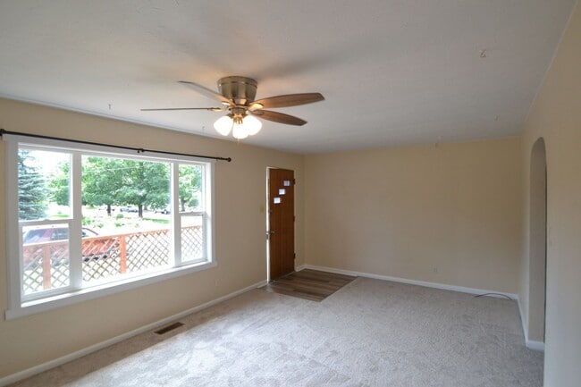 Building Photo - 402-404 N 18th St