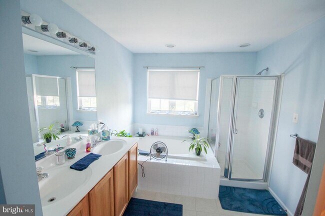 Foto del edificio - 5813 Whiterose Way