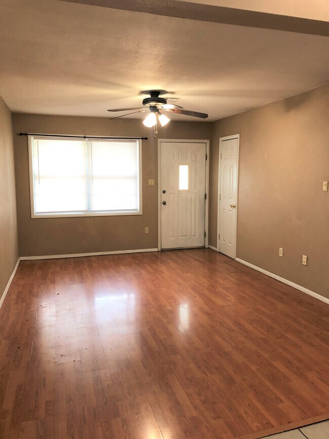 Foto del edificio - 4027 SE Bedford Cir