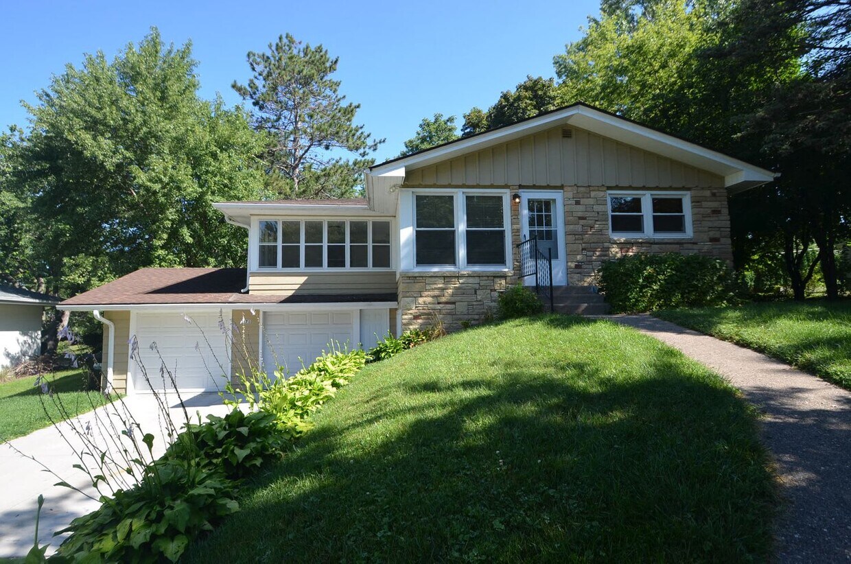Primary Photo - 1171 Ingerson Rd