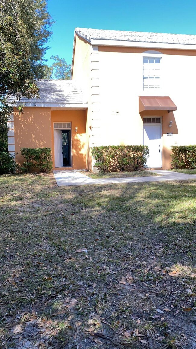 Foto del edificio - 2545 Old Vineland Rd