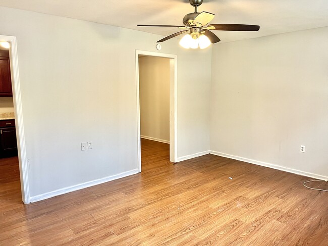 Building Photo - 7440 Richey Dr