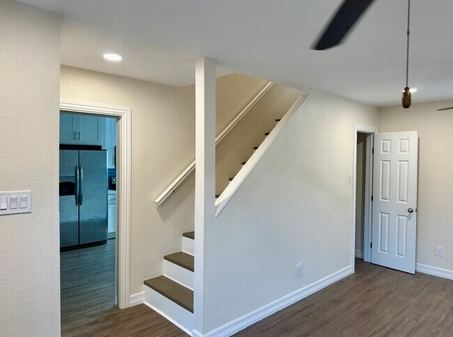 Building Photo - 2725 42nd St