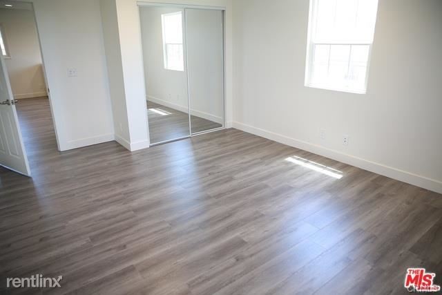 Building Photo - 635 N Normandie Ave