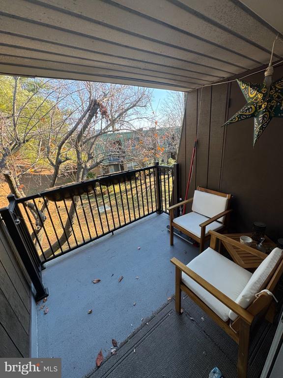 Building Photo - 504 Meadowview Ln