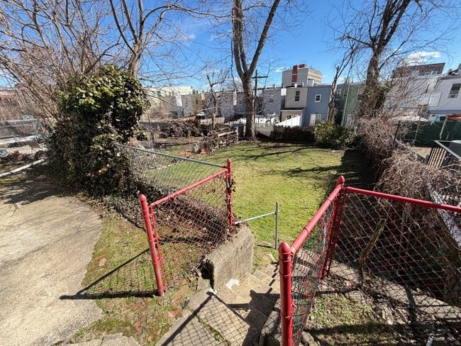 Photo - 82 Waring Pl Apartment