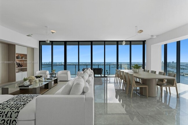 Building Photo - 788 NE 23rd St