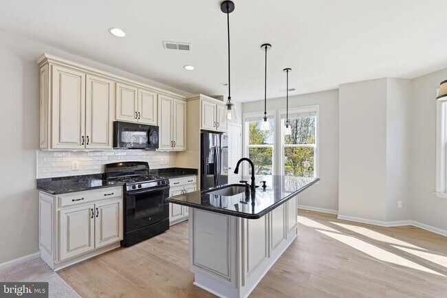 Foto del edificio - 8923 Quarry Rd