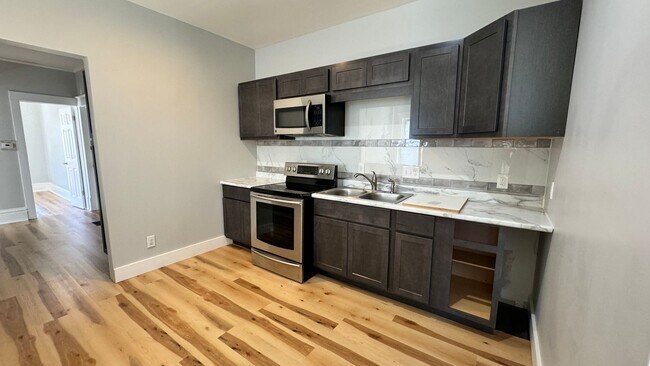 Foto del edificio - 901 Logan St SE