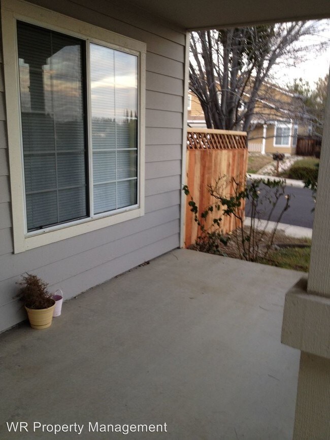 Building Photo - 5100 Pawnee Dr