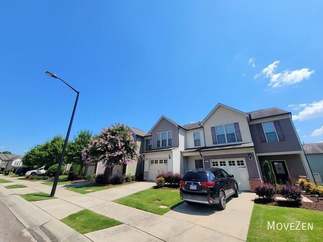 Building Photo - 104 Brier Crossings Loop
