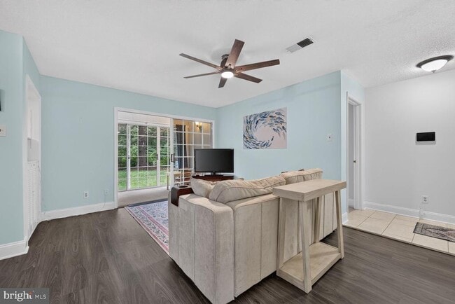 Building Photo - 12103 Green Ledge Ct