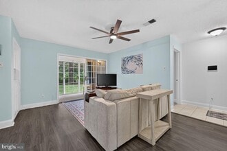 Building Photo - 12103 Green Ledge Ct