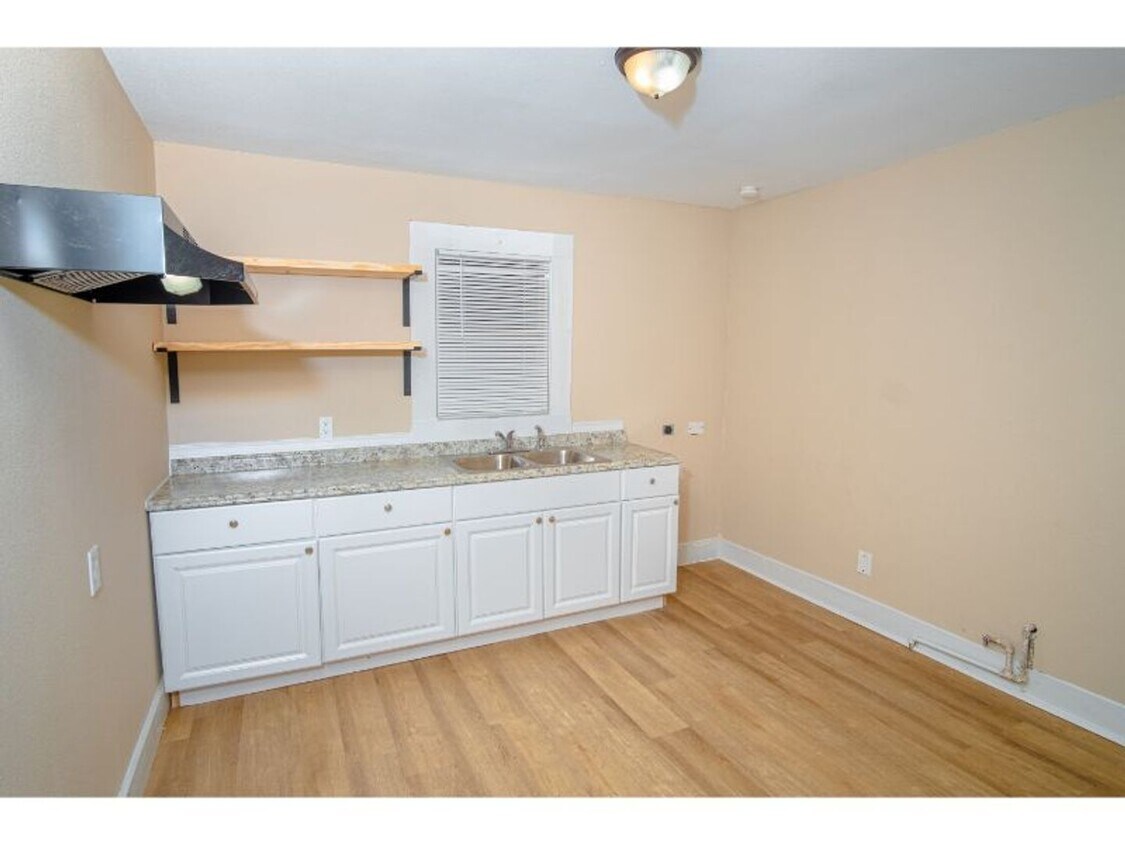 Foto principal - 1323 Lamar St