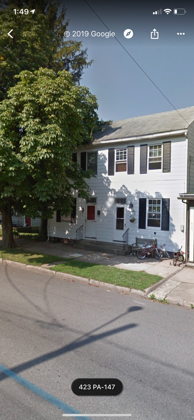 Building Photo - 415 Market St