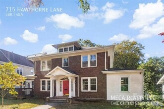 Building Photo - 715 Hawthorne Ln