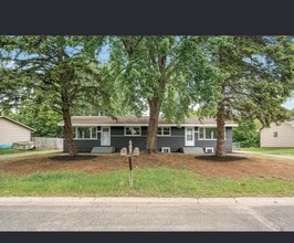 Building Photo - 827 Elm Creek Cir