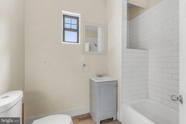 Building Photo - 722 W Allegheny Ave