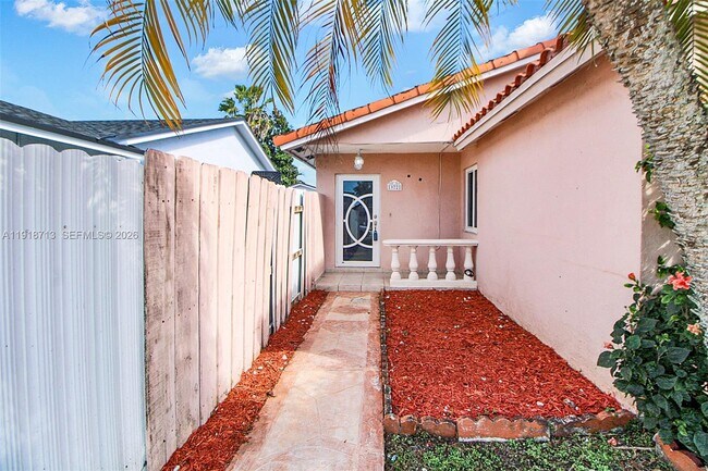 Foto del edificio - 19721 SW 122nd Pl