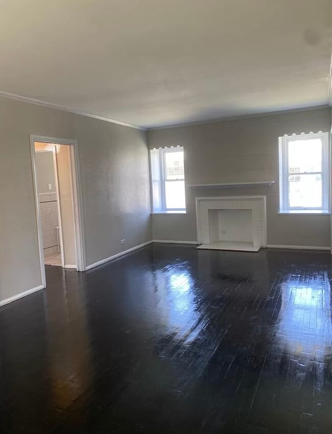 Building Photo - 254 Rosebud Ave