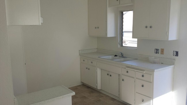 Foto del edificio - 1080 Termino Ave