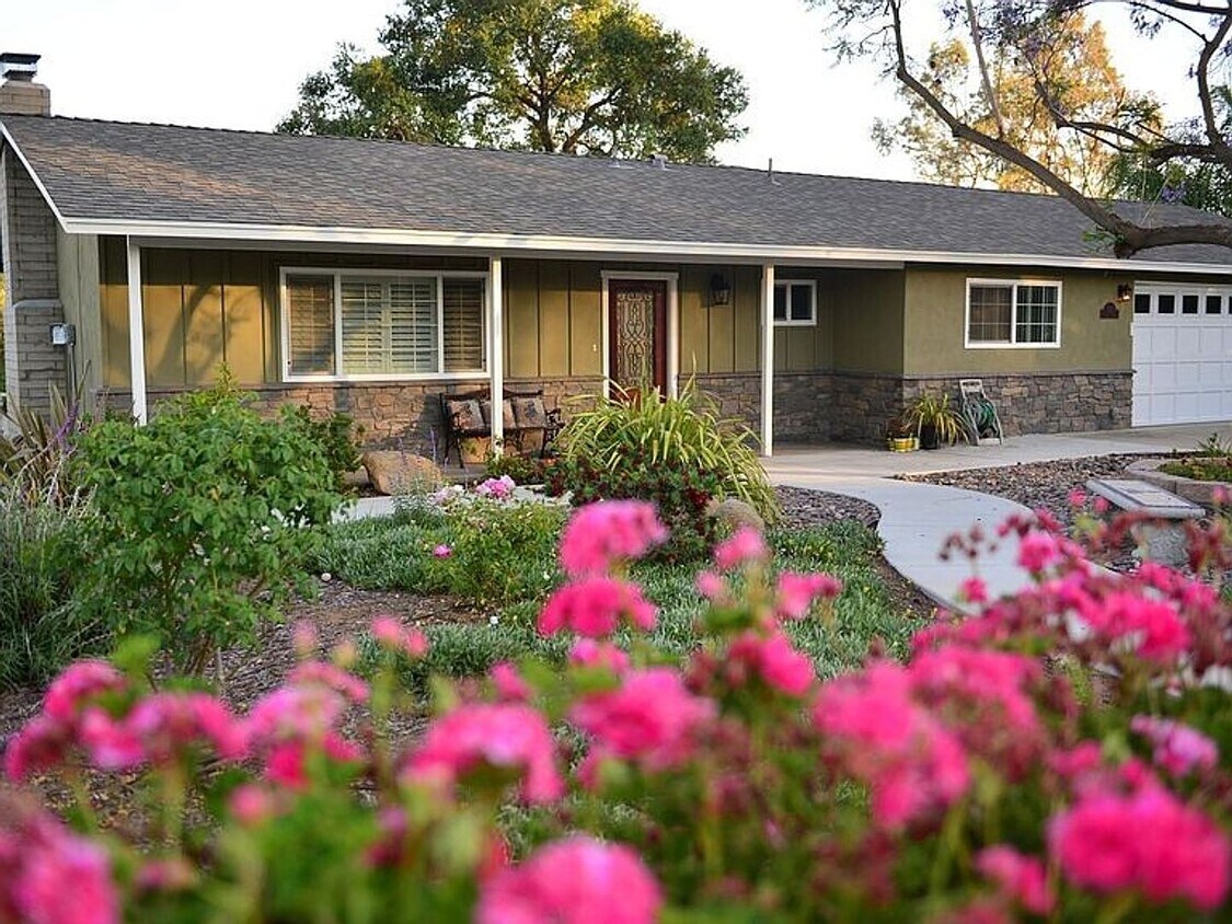 224 Sierra Vista Dr, El Cajon, CA 92021 House Rental in El Cajon, CA