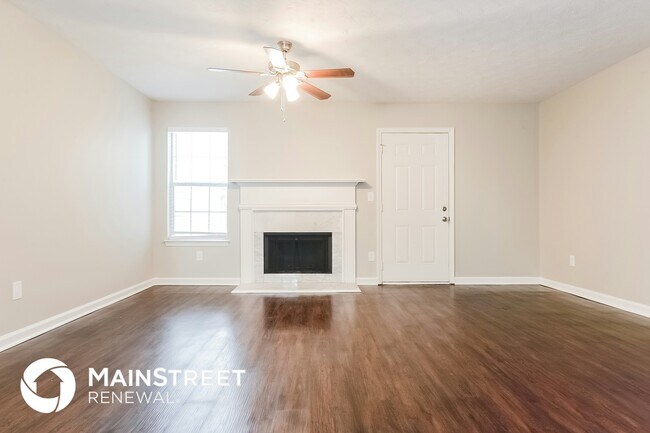 Foto del edificio - 5963 Sherwood Trace