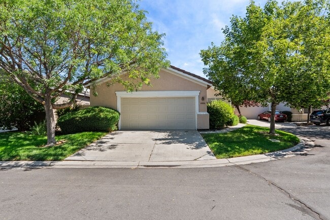 Foto del edificio - Damonte Ranch 3 bedroom charmer