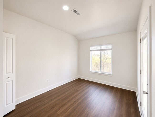 Building Photo - 2761 Gady Pines Dr