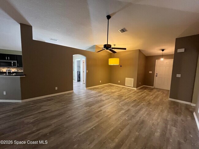 Foto del edificio - 5541 Talbot Blvd