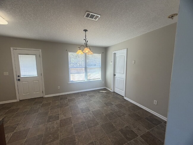 Foto del edificio - Home for Rent