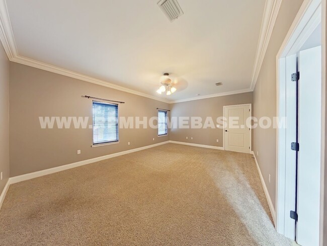 Foto del edificio - Your Dream Home in South Crestview - Move-...