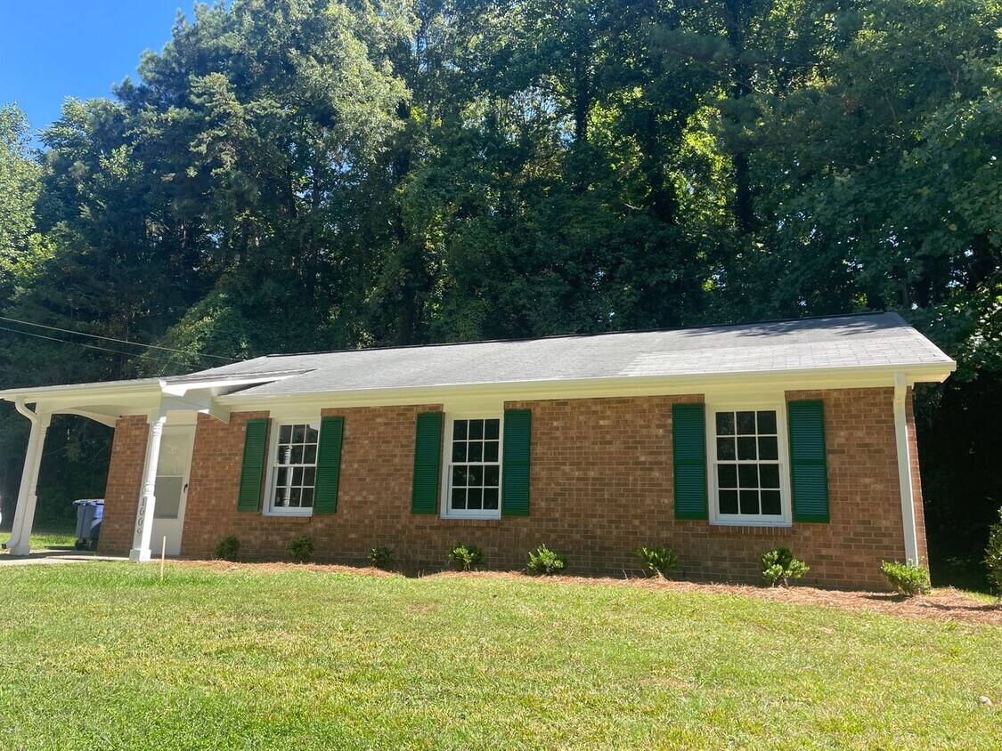 Photo - 1009 Fenimore St (Winston-Salem, NC)