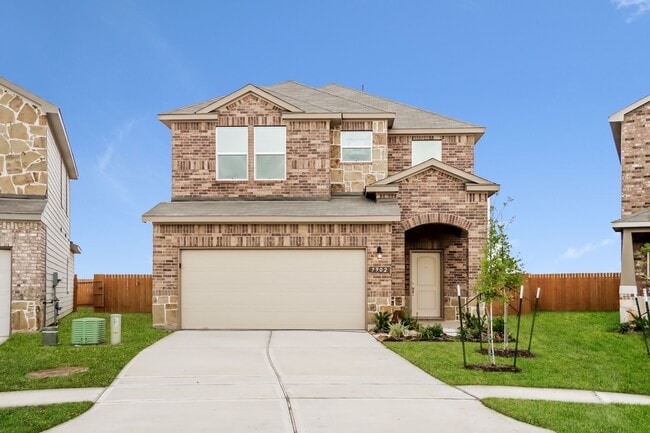 Building Photo - 7902 Cypress Country Dr