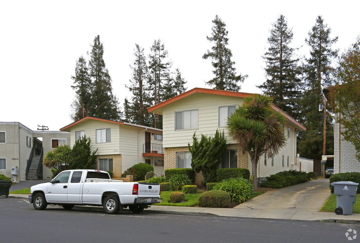 Building Photo - 1822 Amelia Way
