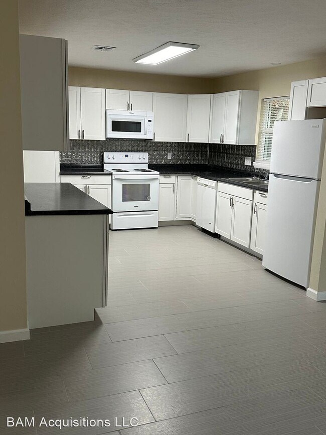 Building Photo - 3 br, 1.5 bath House - 1715 N. Pennsylvani...