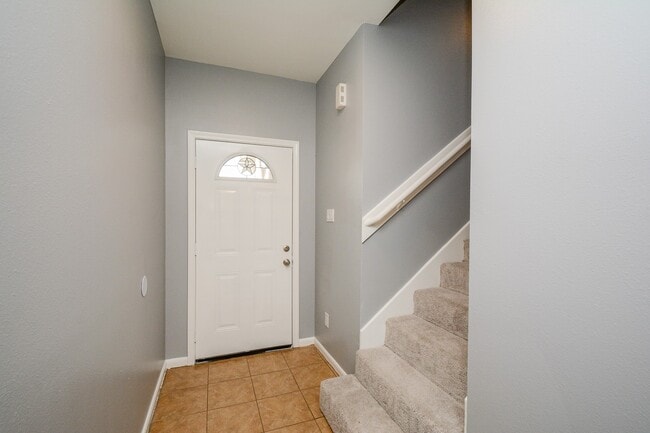 Building Photo - 6418 Waldron Dr