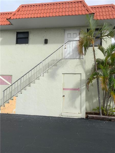 Foto del edificio - 878 E Coast Ave