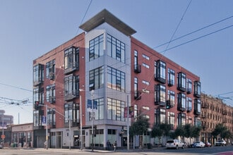 Building Photo - 200 Townsend St