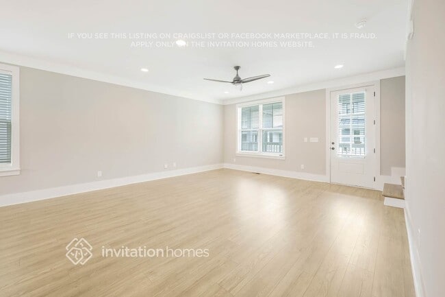 Building Photo - 264 Founders Ln