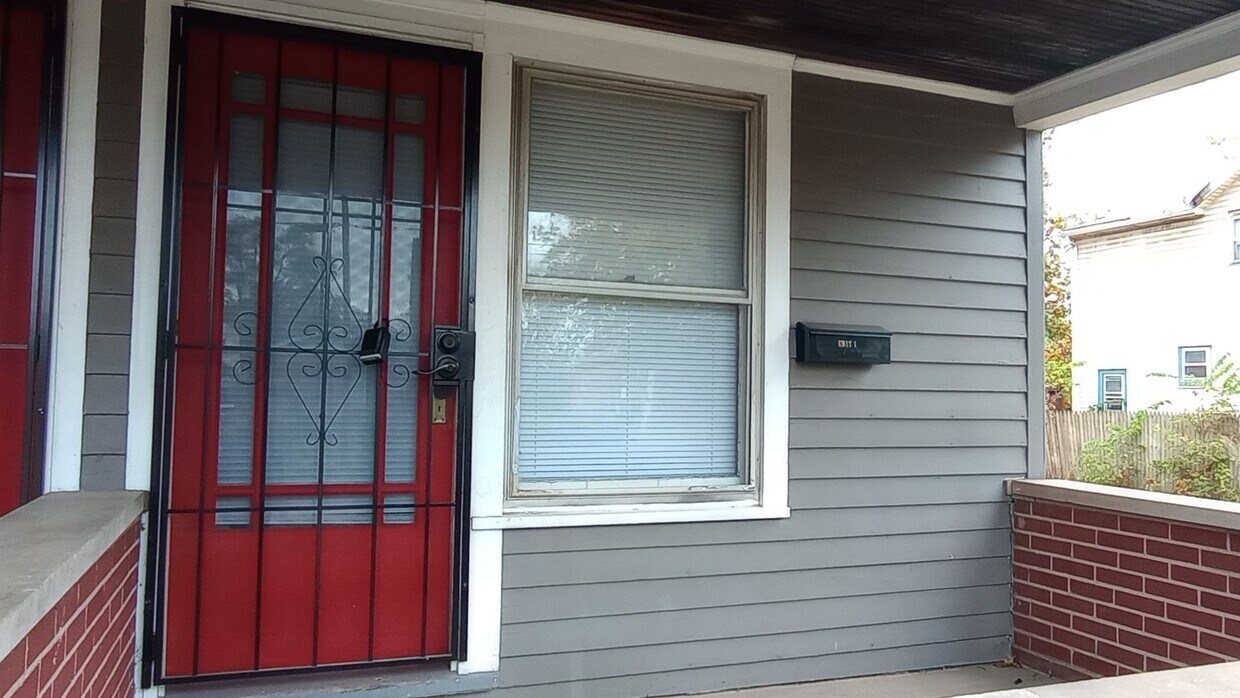 Photo - 1816 Woodlawn