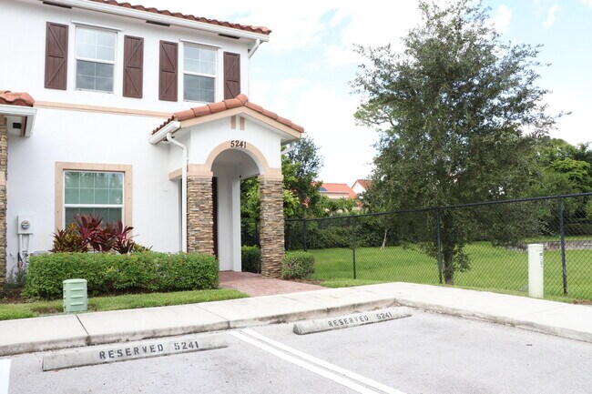 Building Photo - 5241 Ellery Terrace
