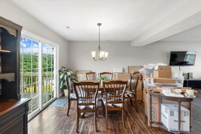 Foto del edificio - Spacious Home in a Great Area