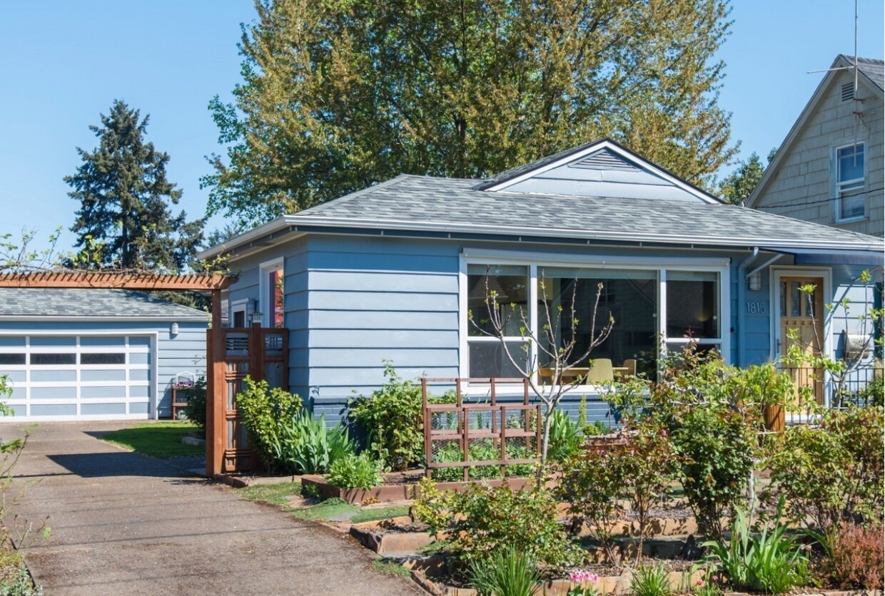 Foto principal - 1815 SE Reedway St
