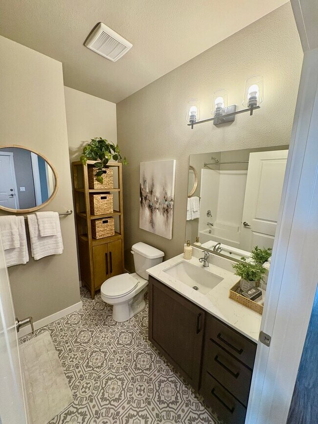 Interior Photo - Dry Canyon Apartments