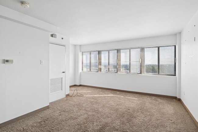 Sala de estar - Pennsylvania Place Apartments