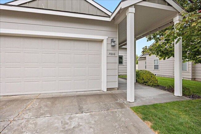 Foto del edificio - 7808 W 5th Ave