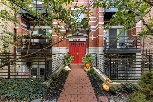 Foto del edificio - 4226 N Ashland Ave